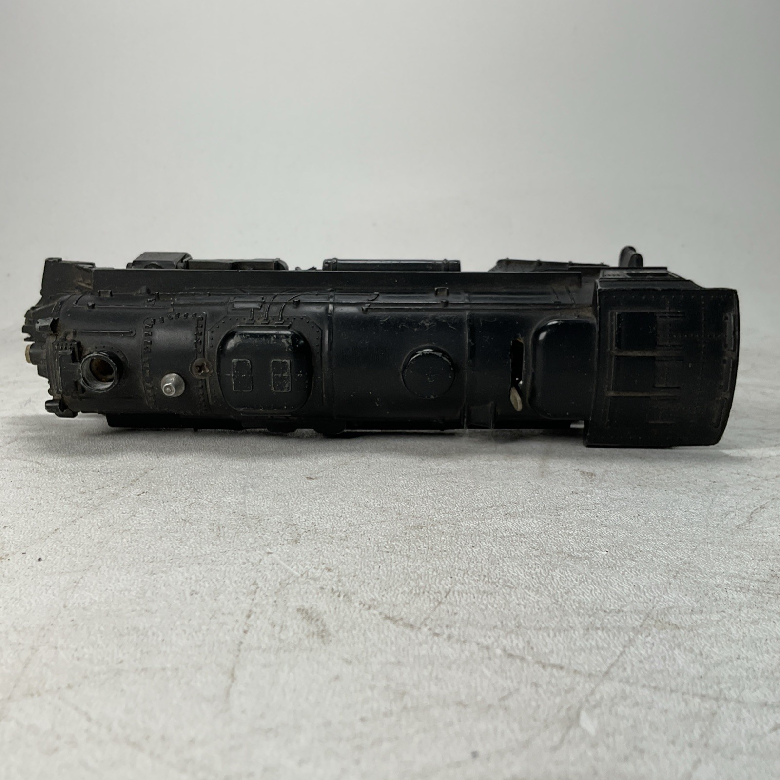 Vintage Lionel O27 Post War #2018 Model Train Engine – Prebuilt