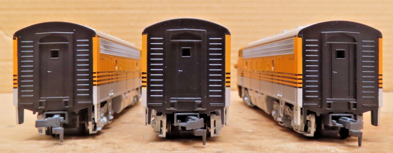 Stewart 9230/9230/9231 HO Scale D&RGW (4 Stripe) F7A/F7B/F7B Phase II *Powered*