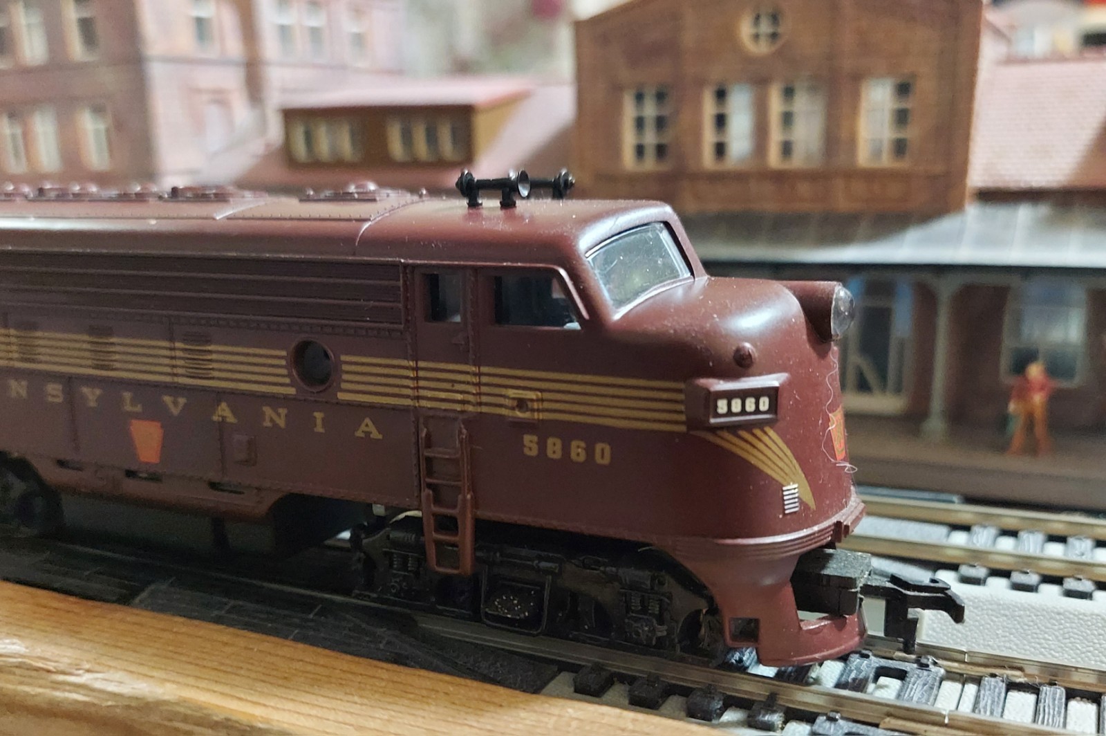 Mantua HO Scale F7A-B Units Pennsylvania Railroad #5860 & #5875: Nice Clean @@