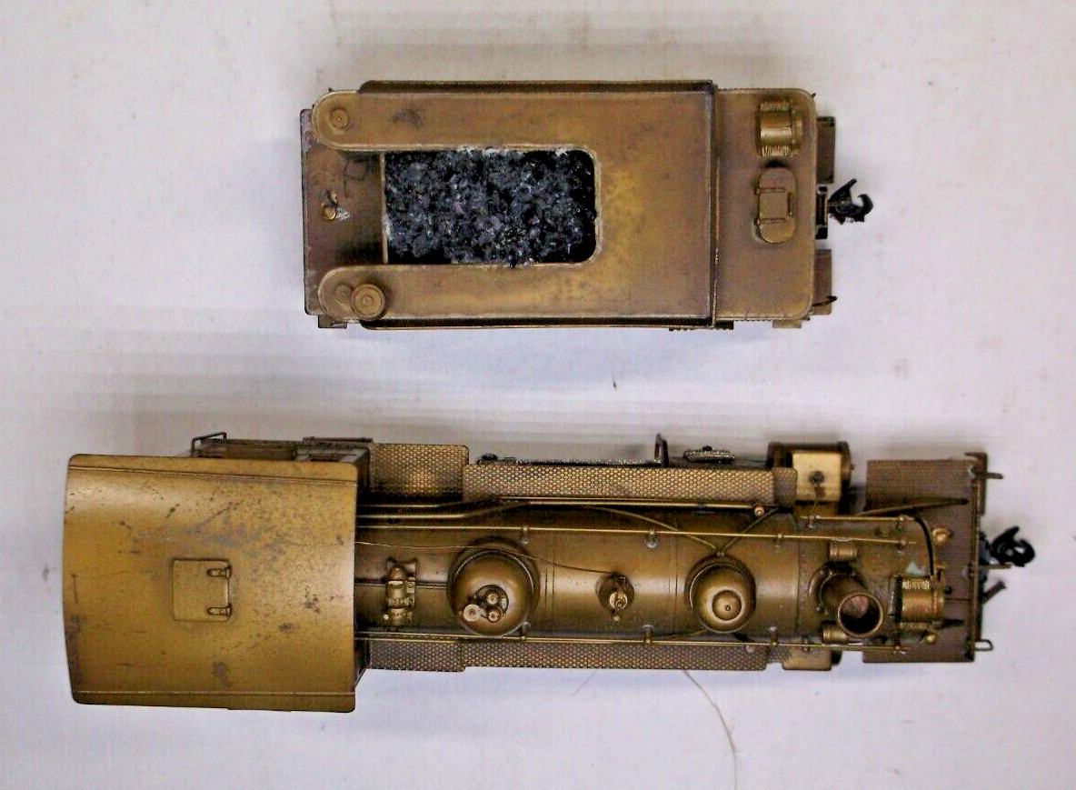 United brass HO Ma & Pa 2-8-0 steam engine in box (lot BB491)