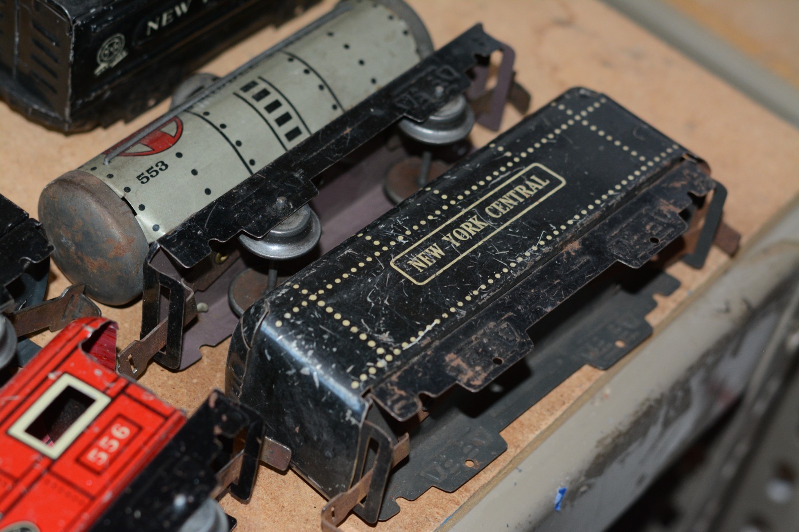 Railroad Model Trains. Lot of Vintage Pre-war Train Equipment
