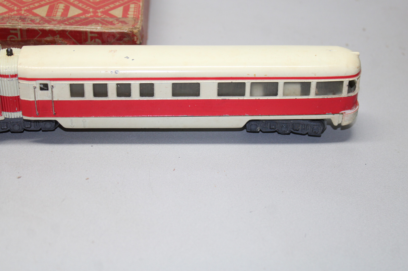Märklin ST800 R Express Multiple Unit Train Gauge H0 Diamond Box
