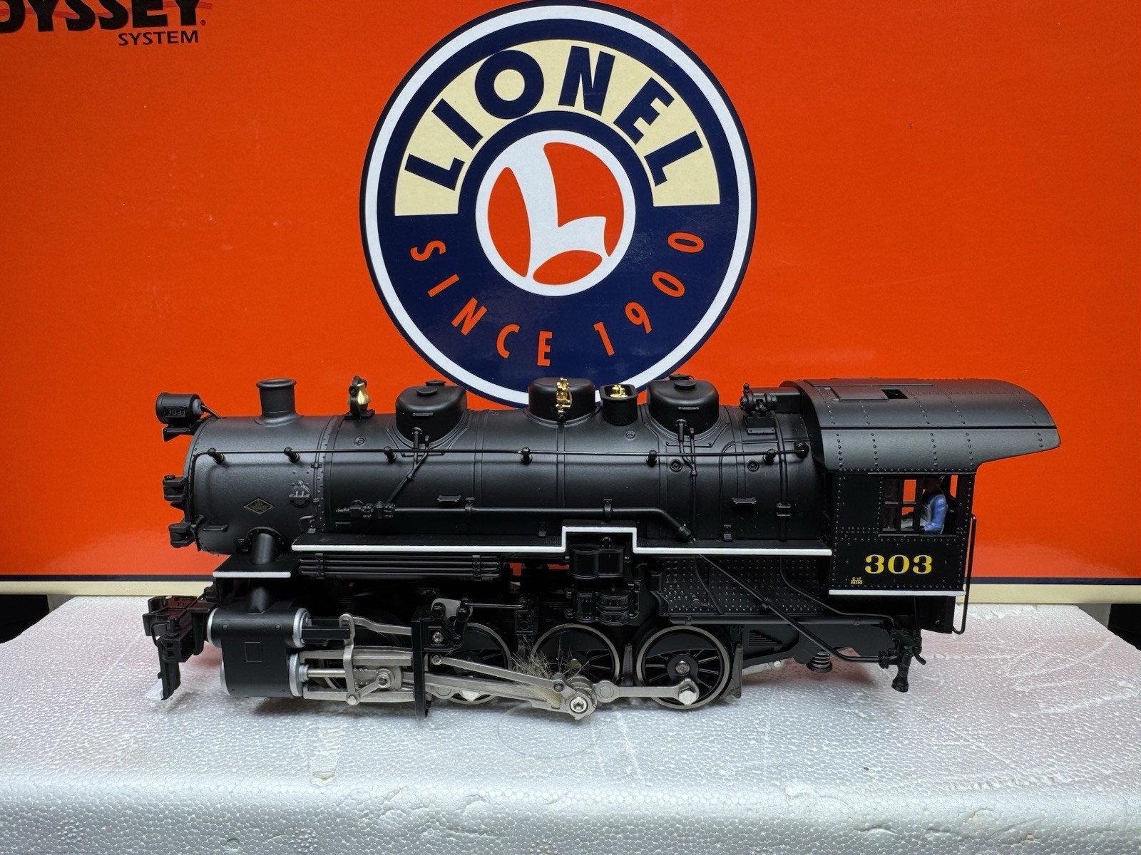 Lionel 6-38048 TMCC Nickel Plate Road NKP USRA 0-8-0 steam engine #303 LNIB