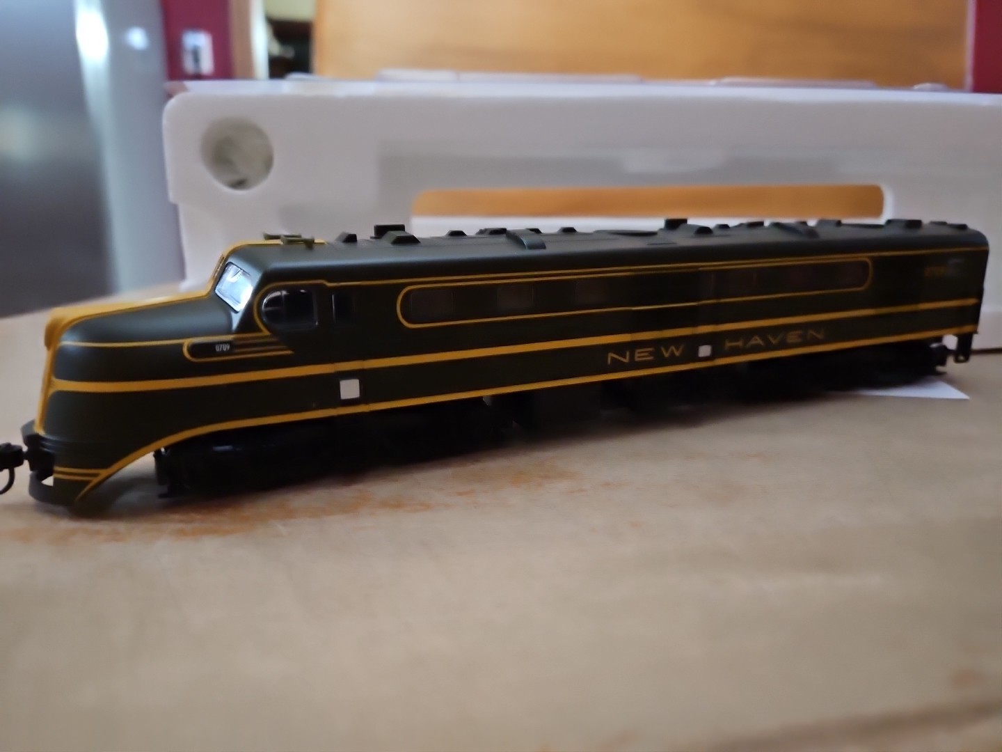 Proto 1000 30575 DL-109 Diesel Locomotive New Haven NH #0709 NEW IN BOX