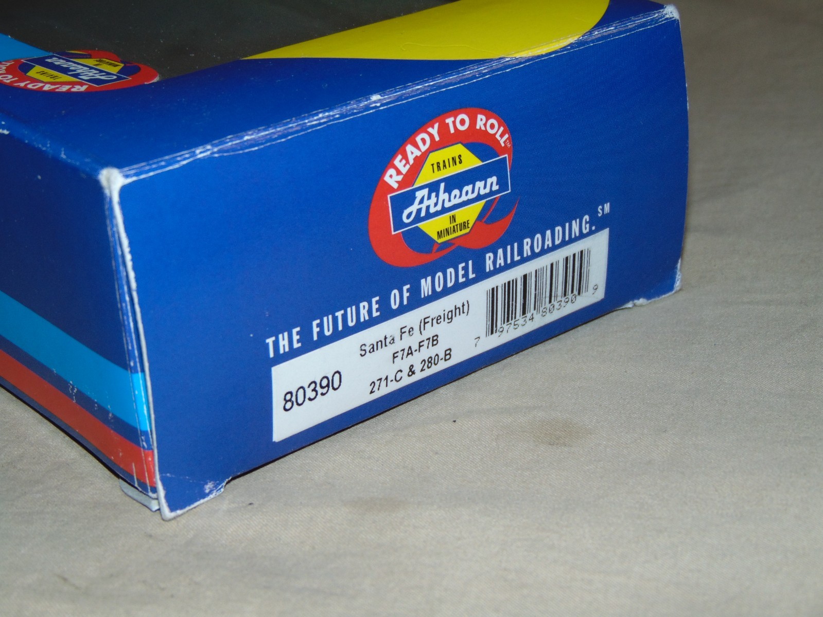 ATHEARN HO 80390 SANTA FE F7A + F7B DIESEL SET. A IS POWERED B IS NONPOWER DUMMY