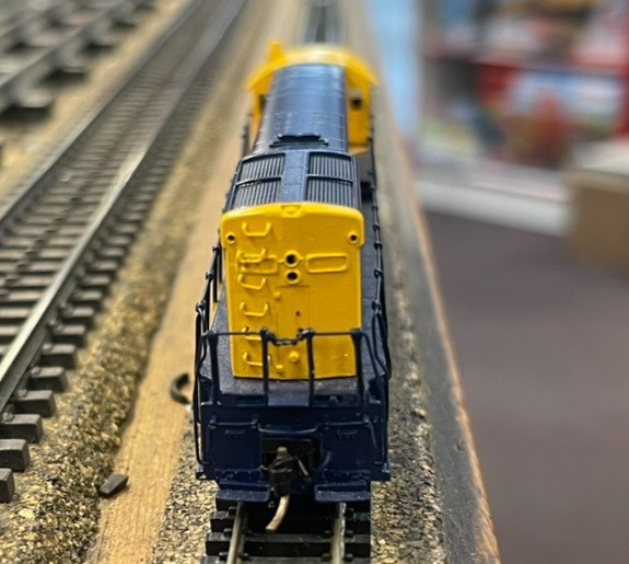 Hallmark N Scale Brass Santa FeU30C Factory Painted