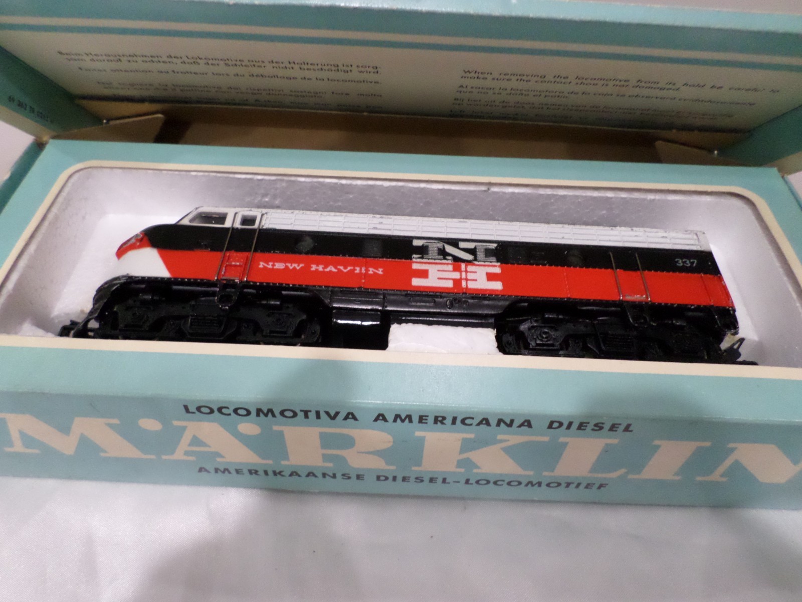 Marklin 3062 /4062 HO New Haven F7 Locomotive, 3 rail, (Analogue)