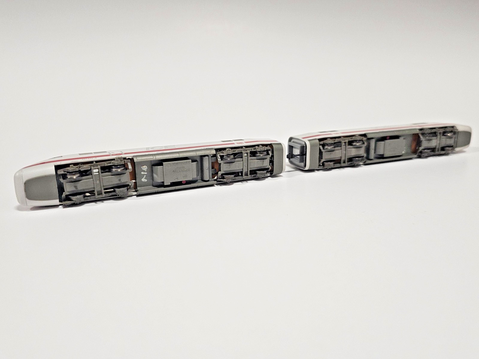 N SCALE FLEISCHMANN PICCOLO 7450 INTERCITY EXPRESS ICE TESTED WITH VIDEO