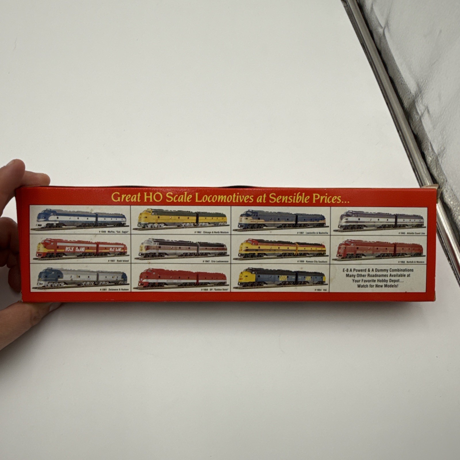 IHC 1941 HO SCALE GULF MOBILE OHIO E-8 A POWERED DIESEL LOCOMOTIVE #100 IN BOX
