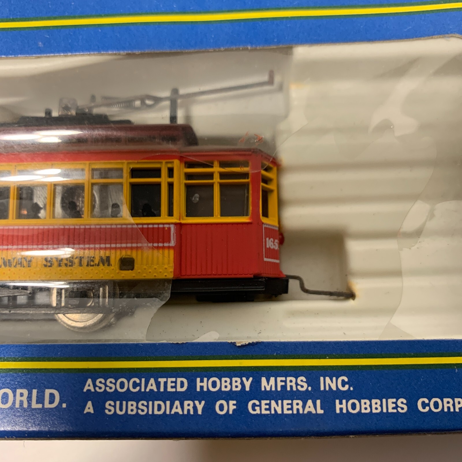 AHM HO Scale Third Avenue Railway System 1651 Brill Trolley 5301G Electric Train