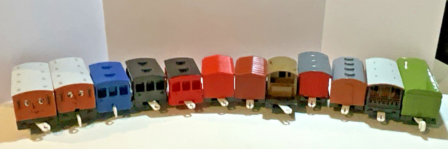 Thomas And Friends Tomy Plarail TrackMaster Cargo Cars Wagons Lot of 12 Vintage