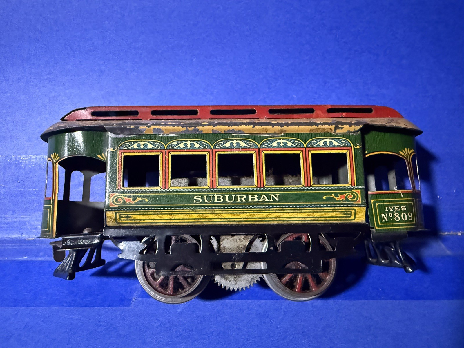 Ives Prewar #809 Suburban Trolley (Powered) —Scarce— (Updates Description)