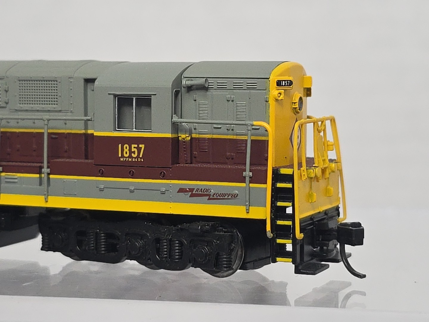 N Scale Atlas 49601 DC/DCC Erie Lackawanna 1857 H24-66 FM Trainmaster Diesel