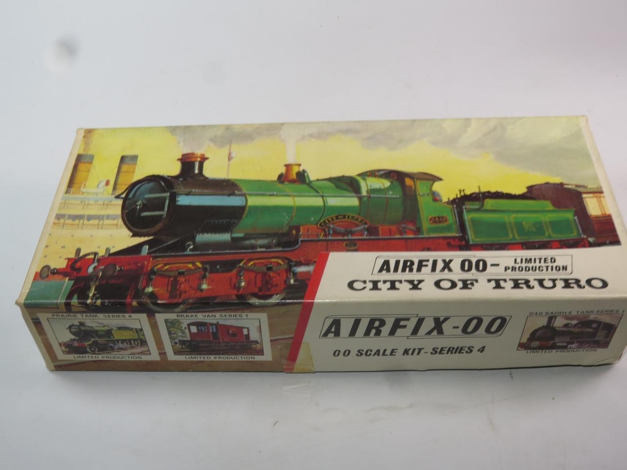 AIRFIX OO MODEL RAILWAY KIT City of Truro Unmade in Red Stripe Box