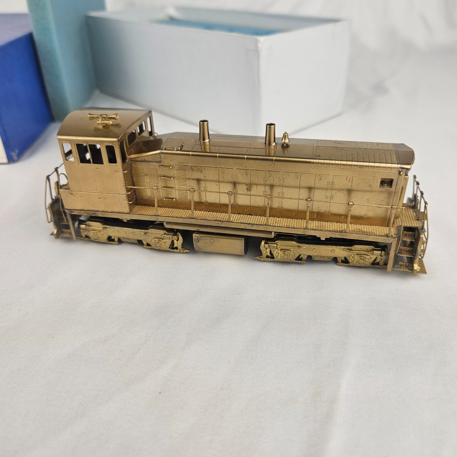 Alco E.M.D SW-1500 Brass HO Diesel Switcher Locomotive