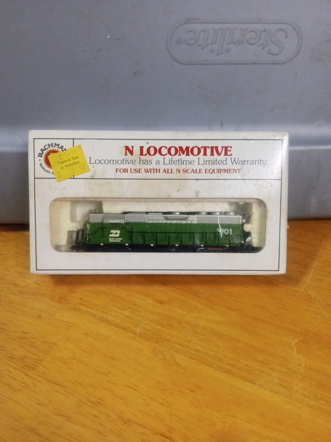 Green HO BNSF Railway Model Railroad N Locomotive