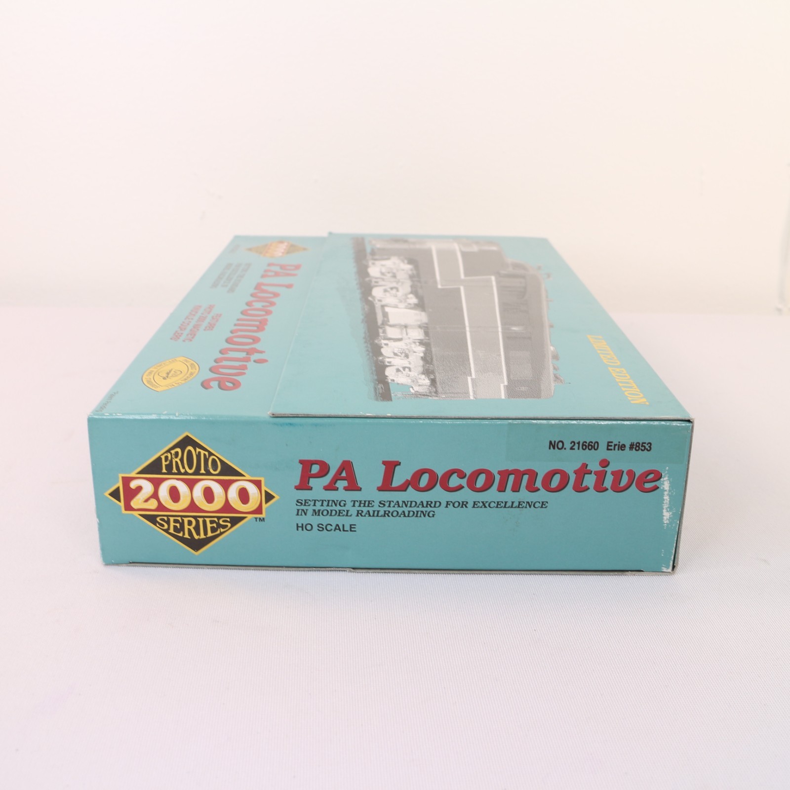 Proto 2000 HO Scale PA Diesel Locomotive Open Box Limited Edition Erie #853