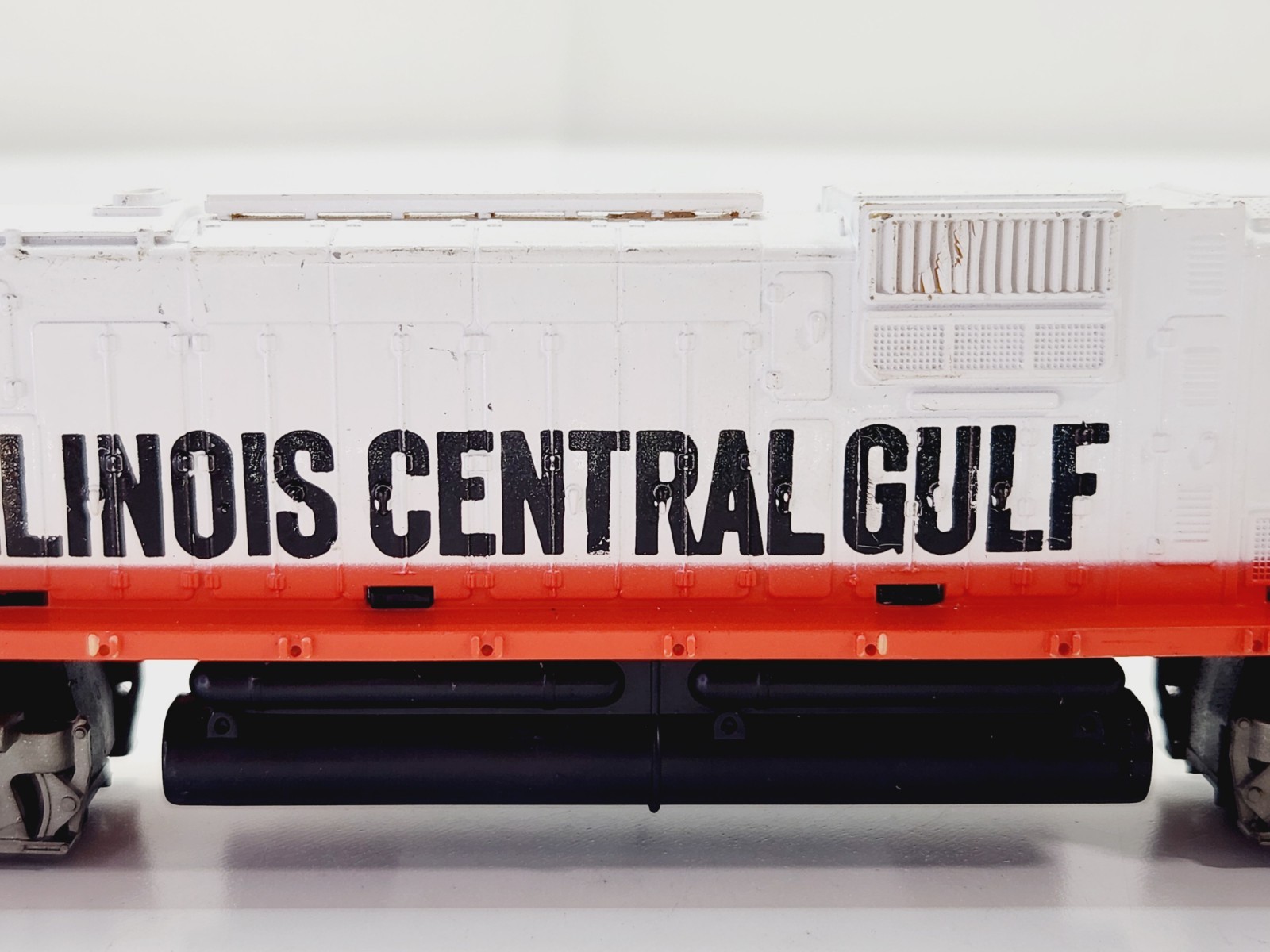 TYCO HO Scale Illinois Central Gulf #1102 Diesel Locomotive