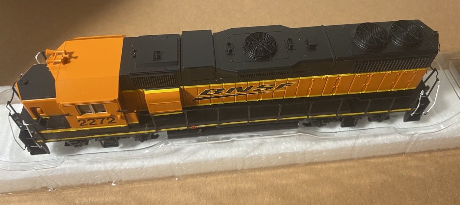 Athearn 29218 BNSF GP-38 Engine Locomotive- New In Box -Tested Runs-DCC READY