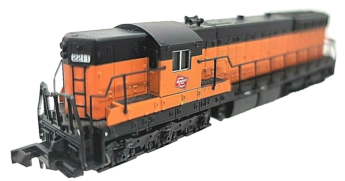 N Life-Like 7725 EMD SD-7 Milwaukee Rd Loco #2211 (Tested) rapido cplrs