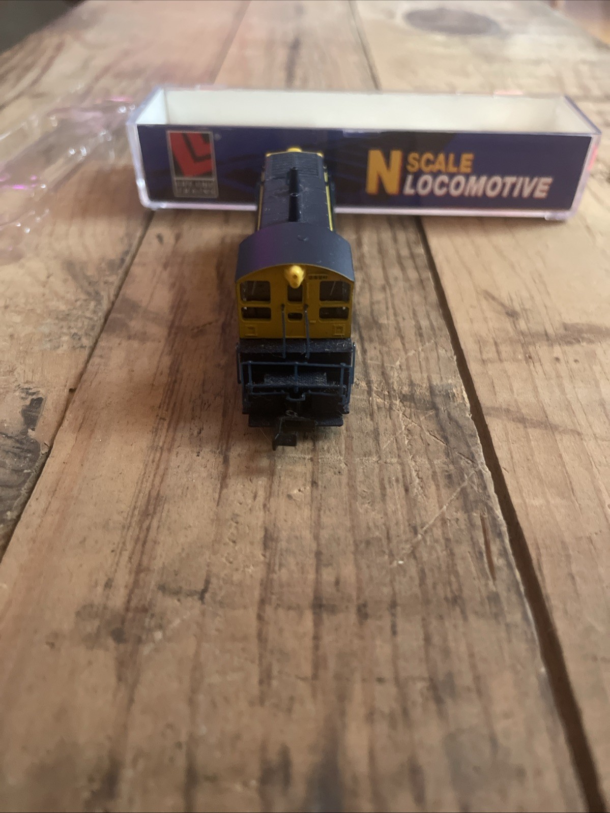 N Scale Life-Like 7500 Santa Fe At&sf Klasse SW9/1200 Diesel Lokomotive 2426 Ob