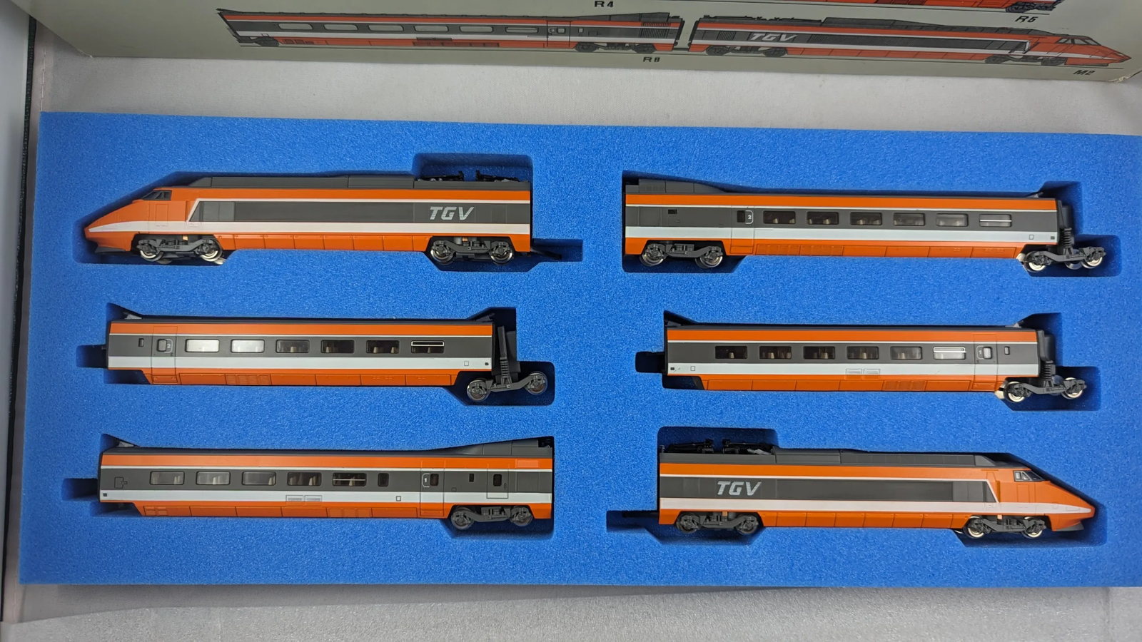 KATO French TGV S14701 (1983) (Hard to spot) (Very good condition)