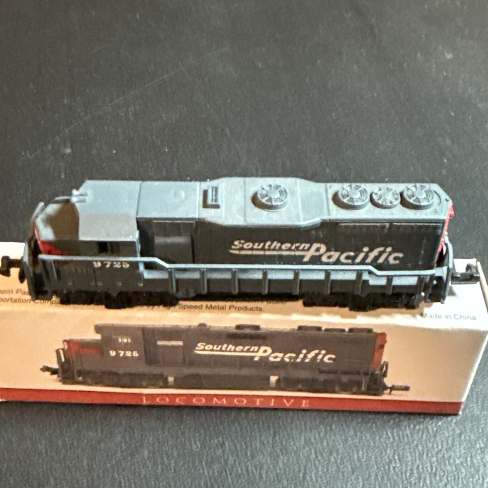 Southern Pacific Locomotive #9725 N Scale Toy by High Speed Metal Products NIB