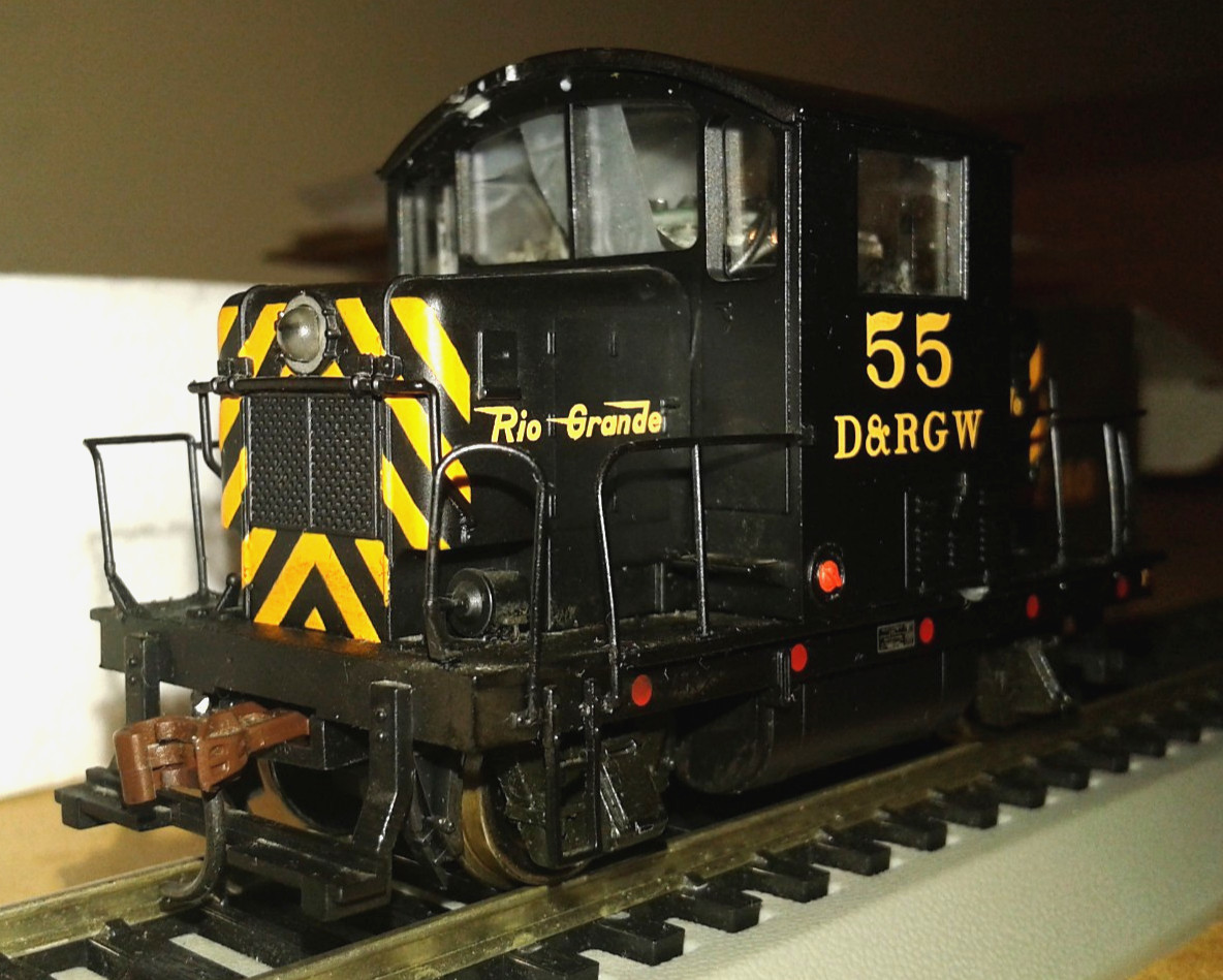 HO SCALE ATHEARN ROUNDHOUSE EMD MODEL 40 RIO GRANDE D&RGW #55 84103 NEEDS WORK