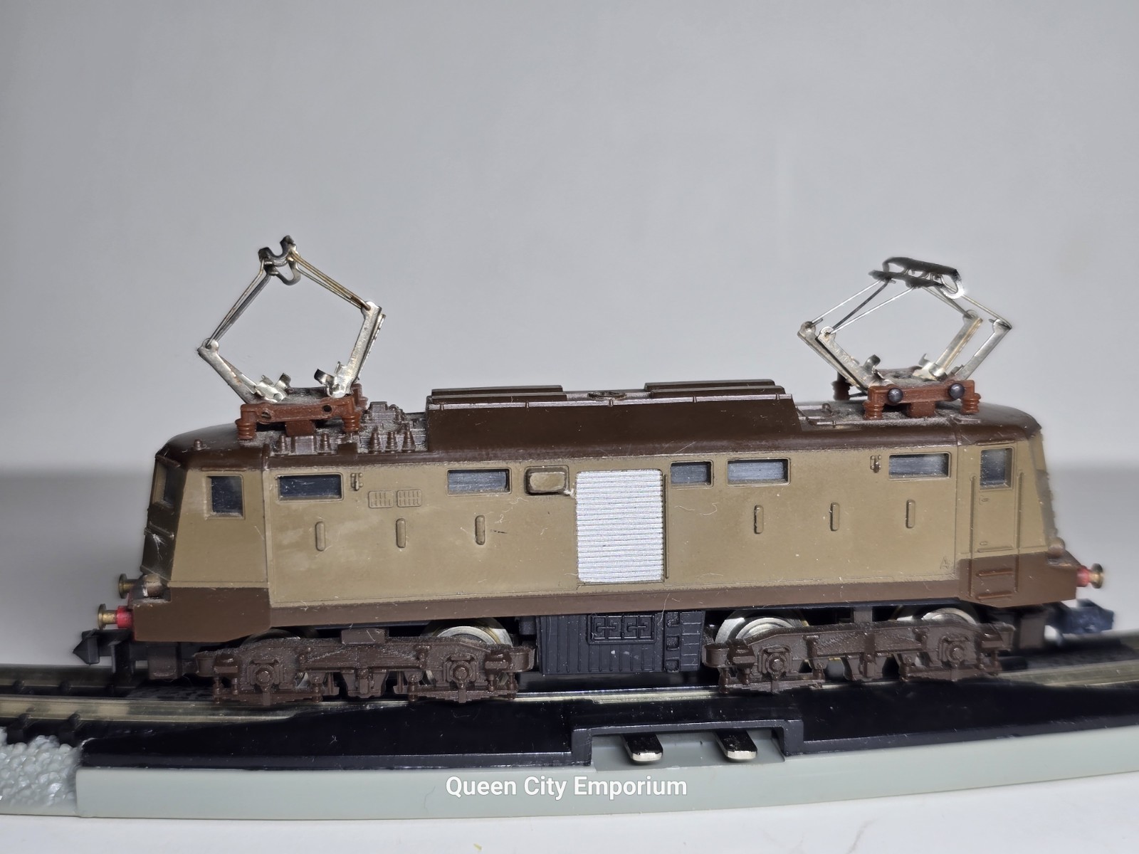 Lima Italian State Railways Class E 424 Electric Locomotive N Scale HTF