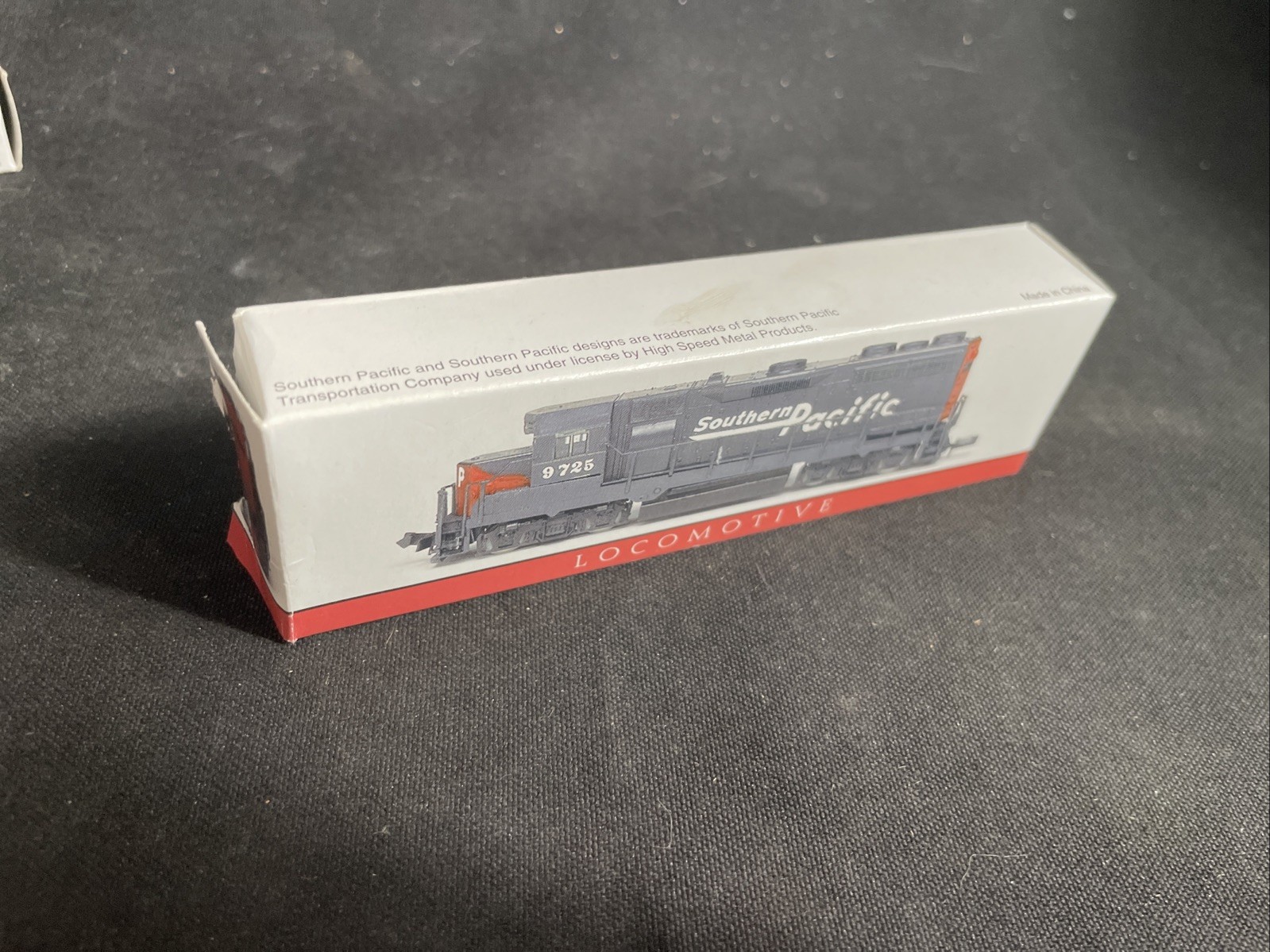 Southern Pacific Locomotive # 9725 Model Train No 418 High Speed N Scale w Box