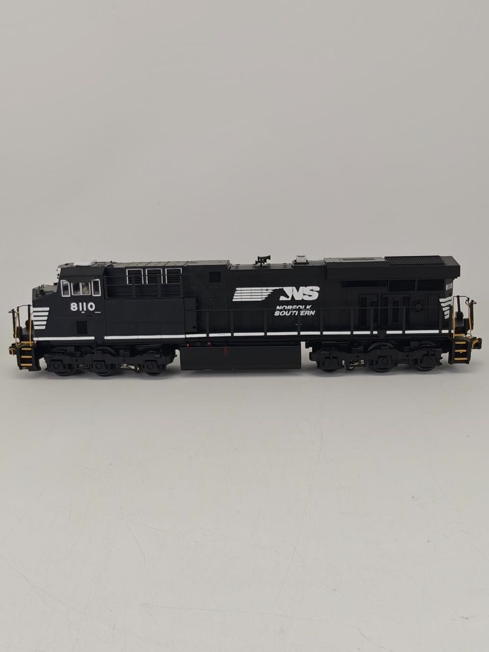 MTH O Scale Norfolk Southern 8110 ES44AC Diesel PS3 Sound Tested READ