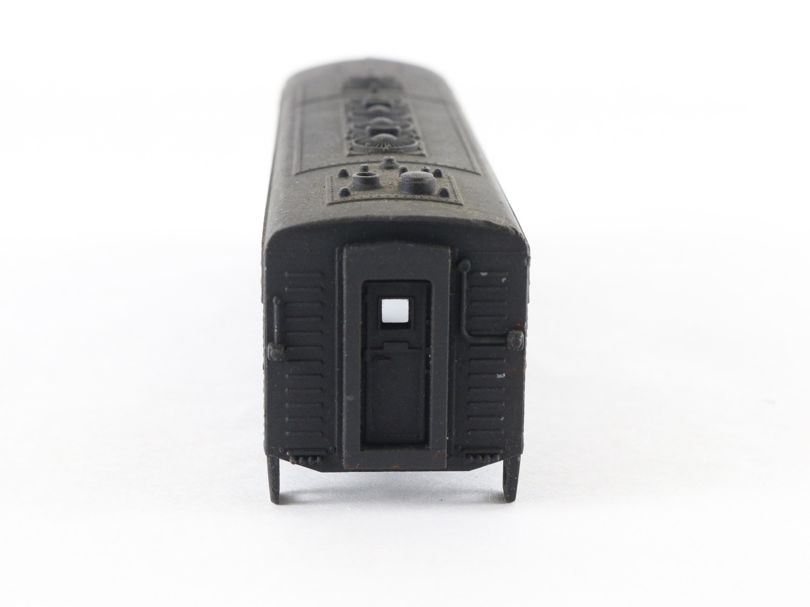 Custom Painted Athearn HO Black Undecorated F7A Diesel Locomotive Shell Only