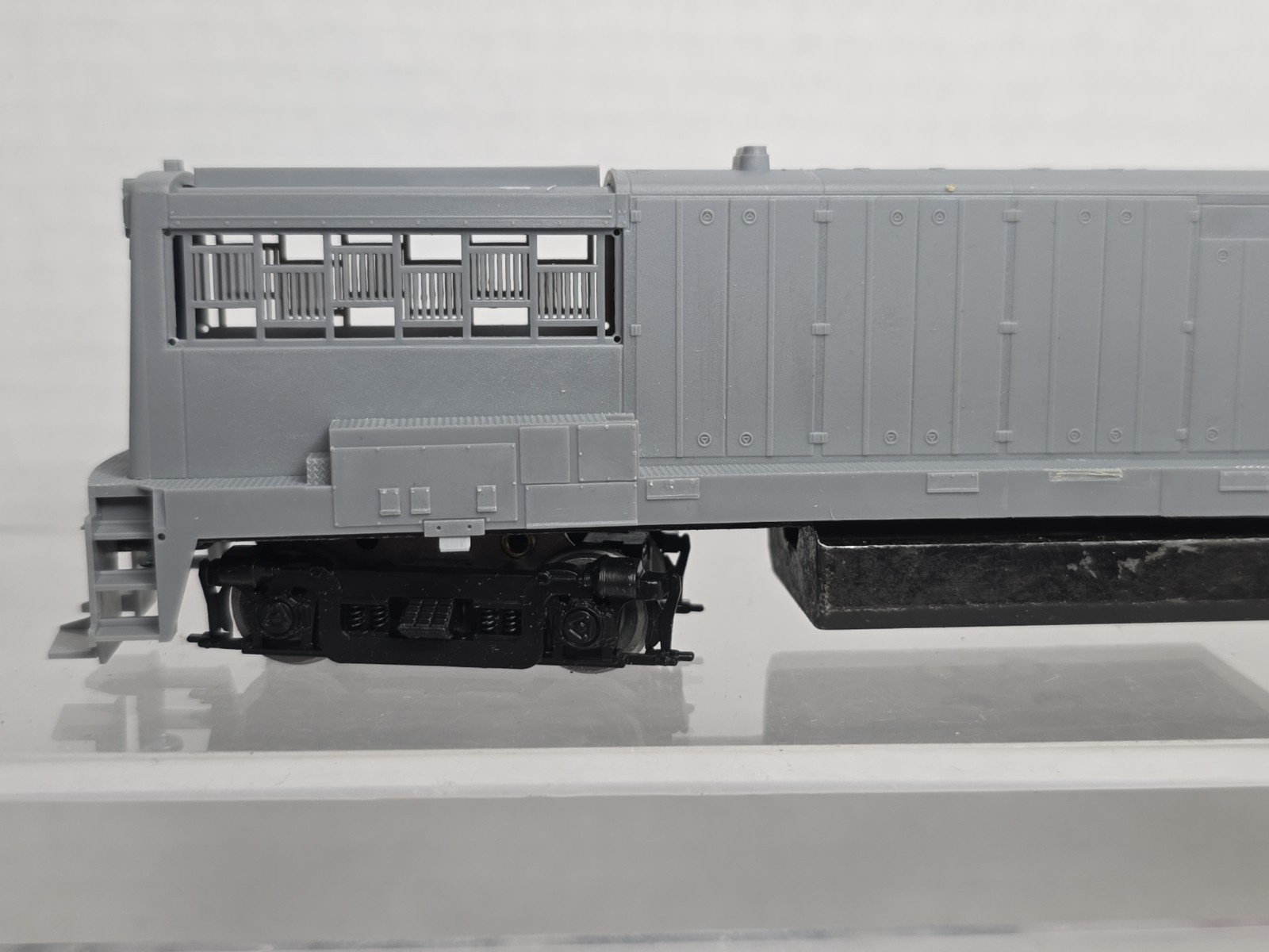 Stewart HO Scale 7000 Undecorated GE U25B Diesel Loco NOS Needs Motor Mounts (C)