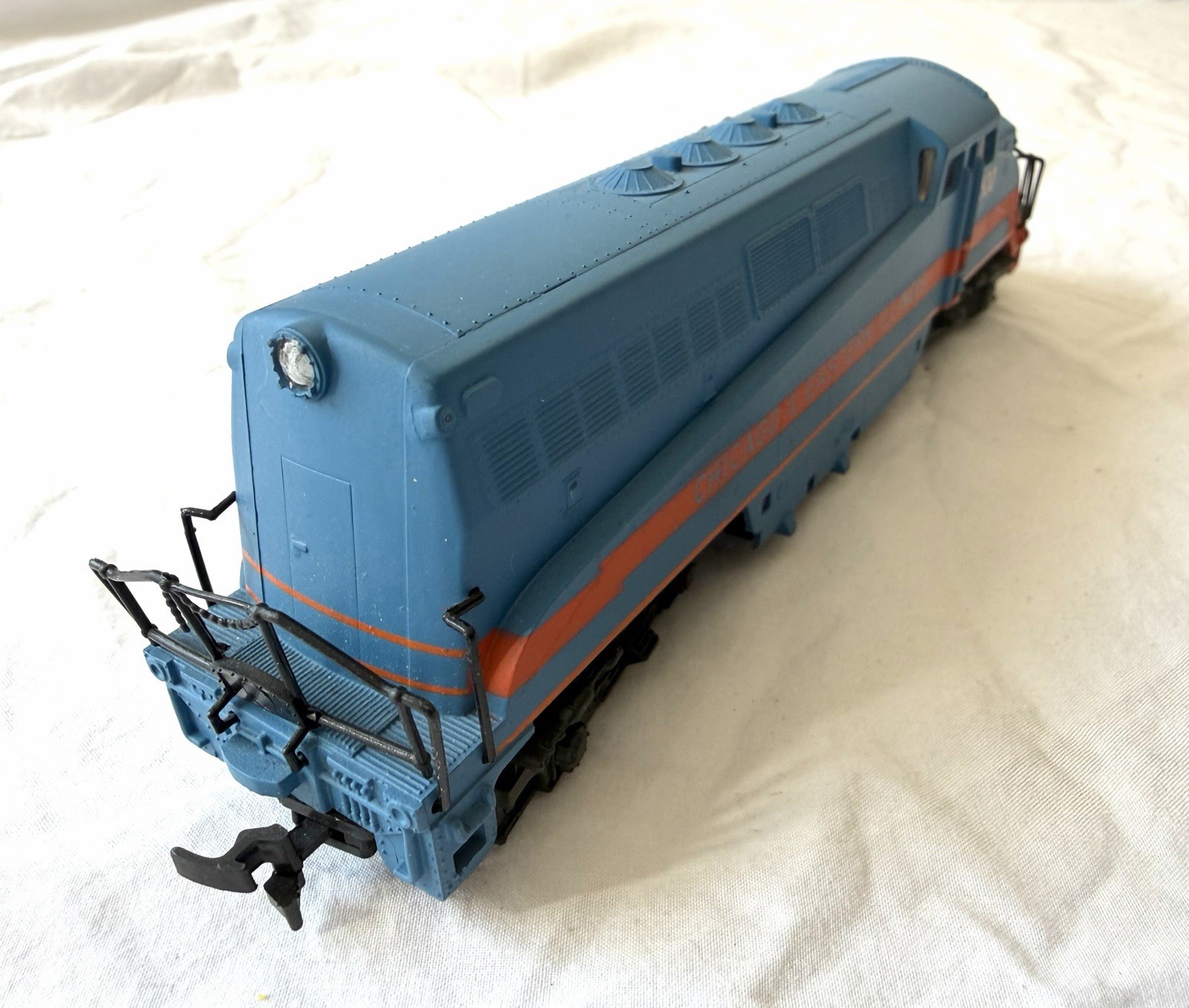 Vintage AHM Chicago & Eastern Illinois Dummy Engine #1600 Very Good Condition
