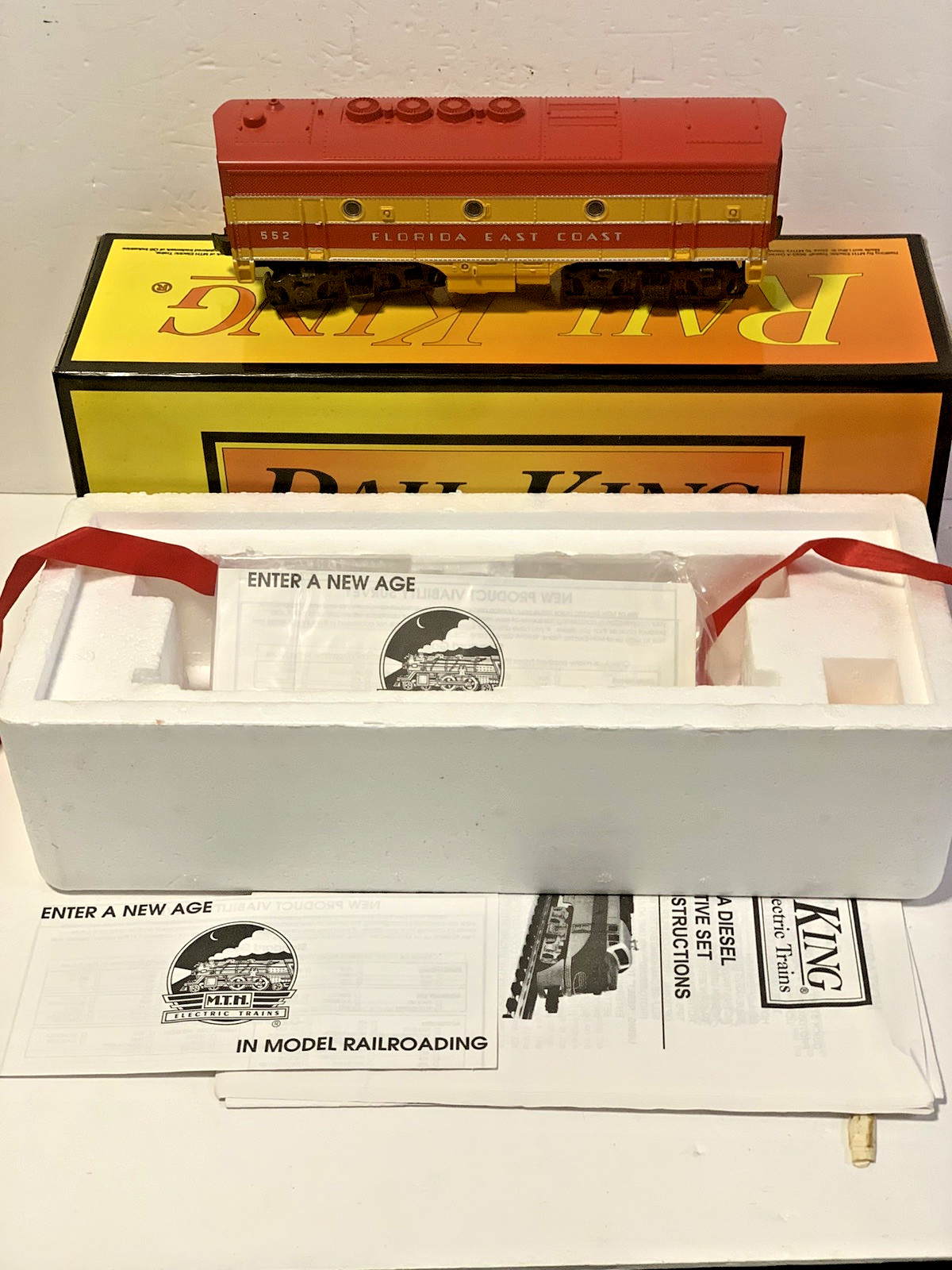 MTH RailKing O-Ga #RK2007L/RK2012B F3 A+B+A Diesel Set Florida East Coast NEW