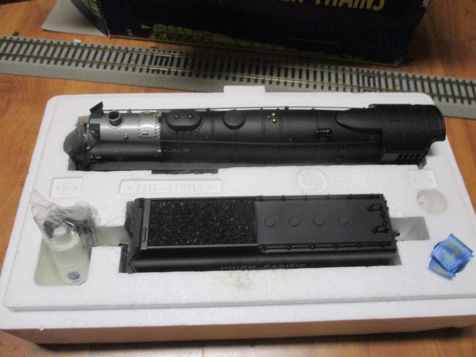 Amer Flyer 6-48047 UP 4-8-4 Steam loco (1/24/26) Hirail AC