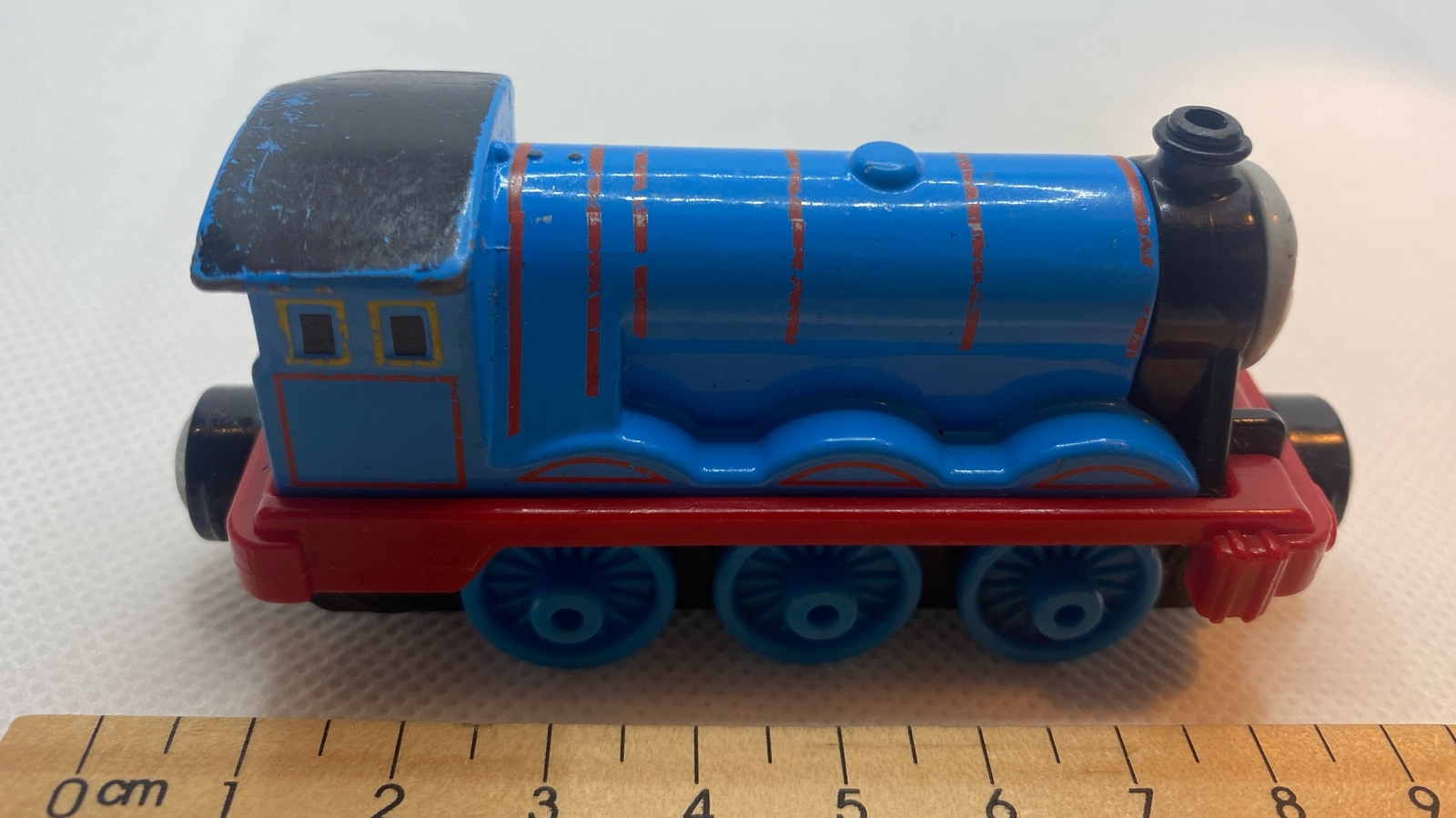 2012 Thomas & Friends magnetic GORDON