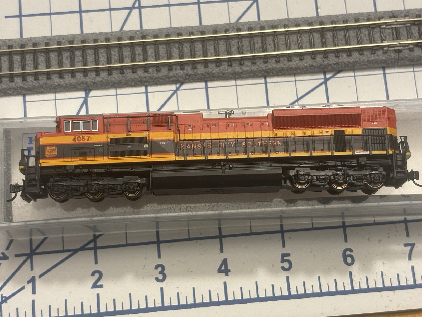 Kato N Scale KSC SD70ACE Locomotive #4057 W/XL Sound
