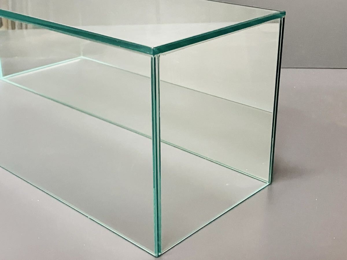 Custom mirror specification glass case 450x150x155mm for store display,
