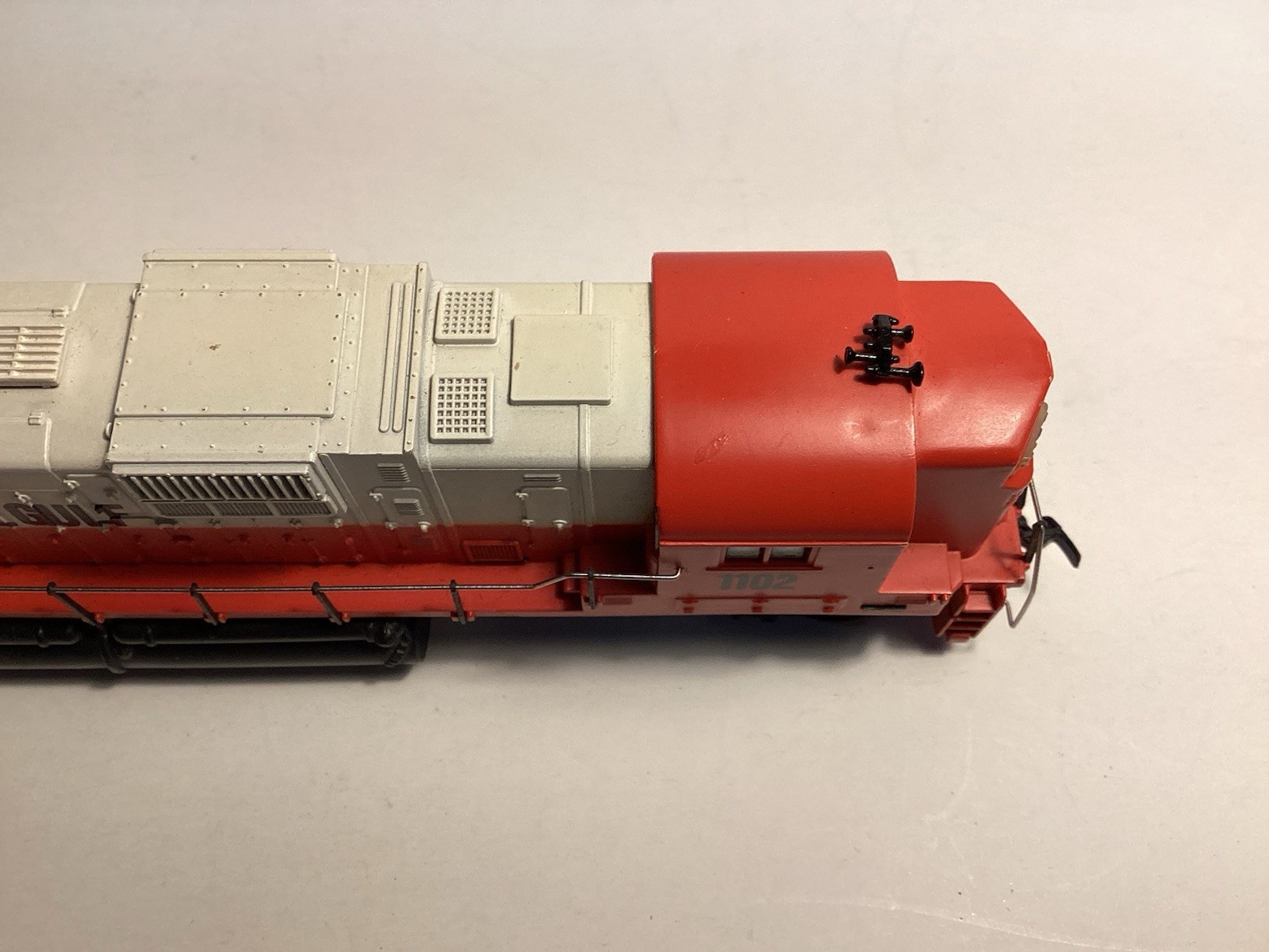 TYCO/Mantua HO #4301 IC Illinois Central Train Engine C630 Runs Well New Parts