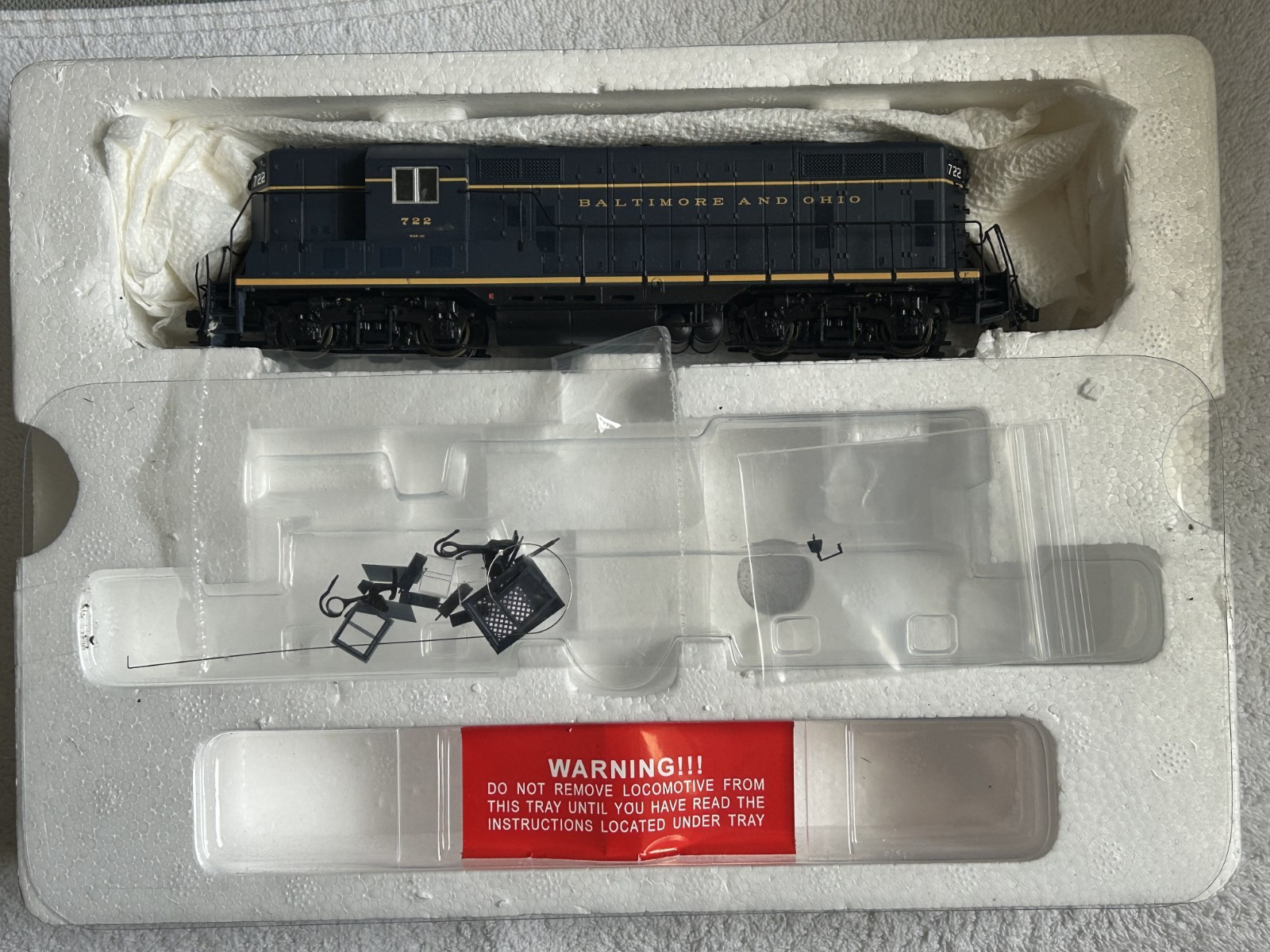 PROTO 2000 HO EMD GP7 Diesel Locomotive Baltimore & Ohio #722 DC Analog 23050