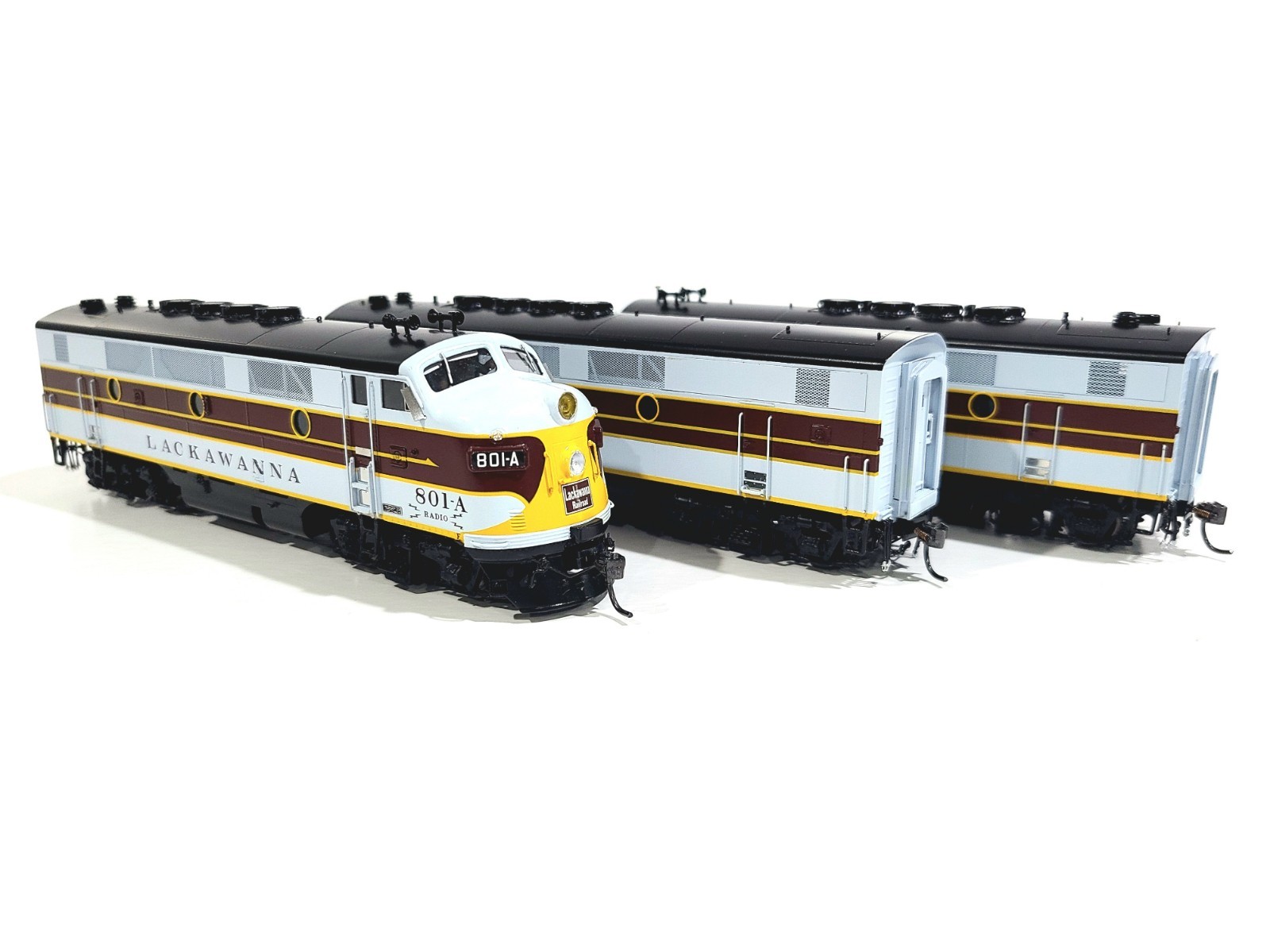 Division Point DL&W F7 A-B-A Set Lackawanna HO Brass Model #DP-2031 DCC