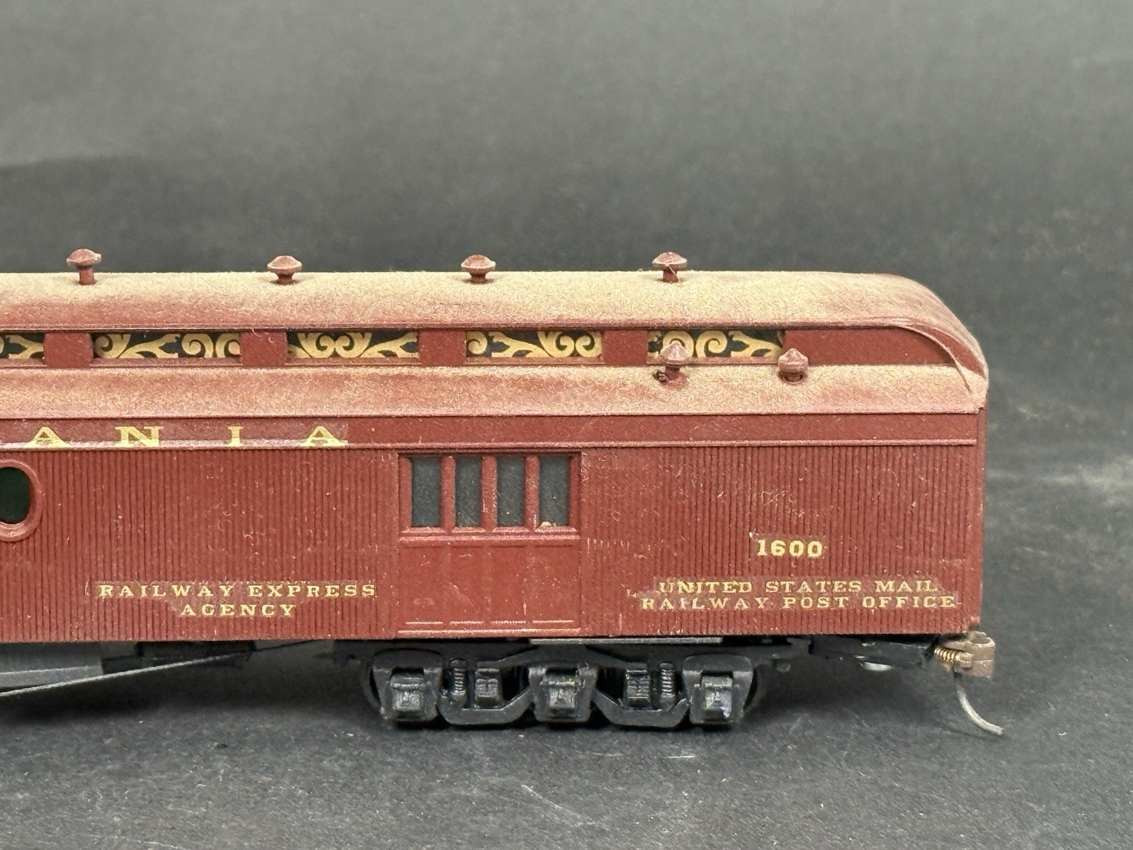 Pennsylvania Railway Express Agency #1600 Post Office HO Scale Train Locomotive