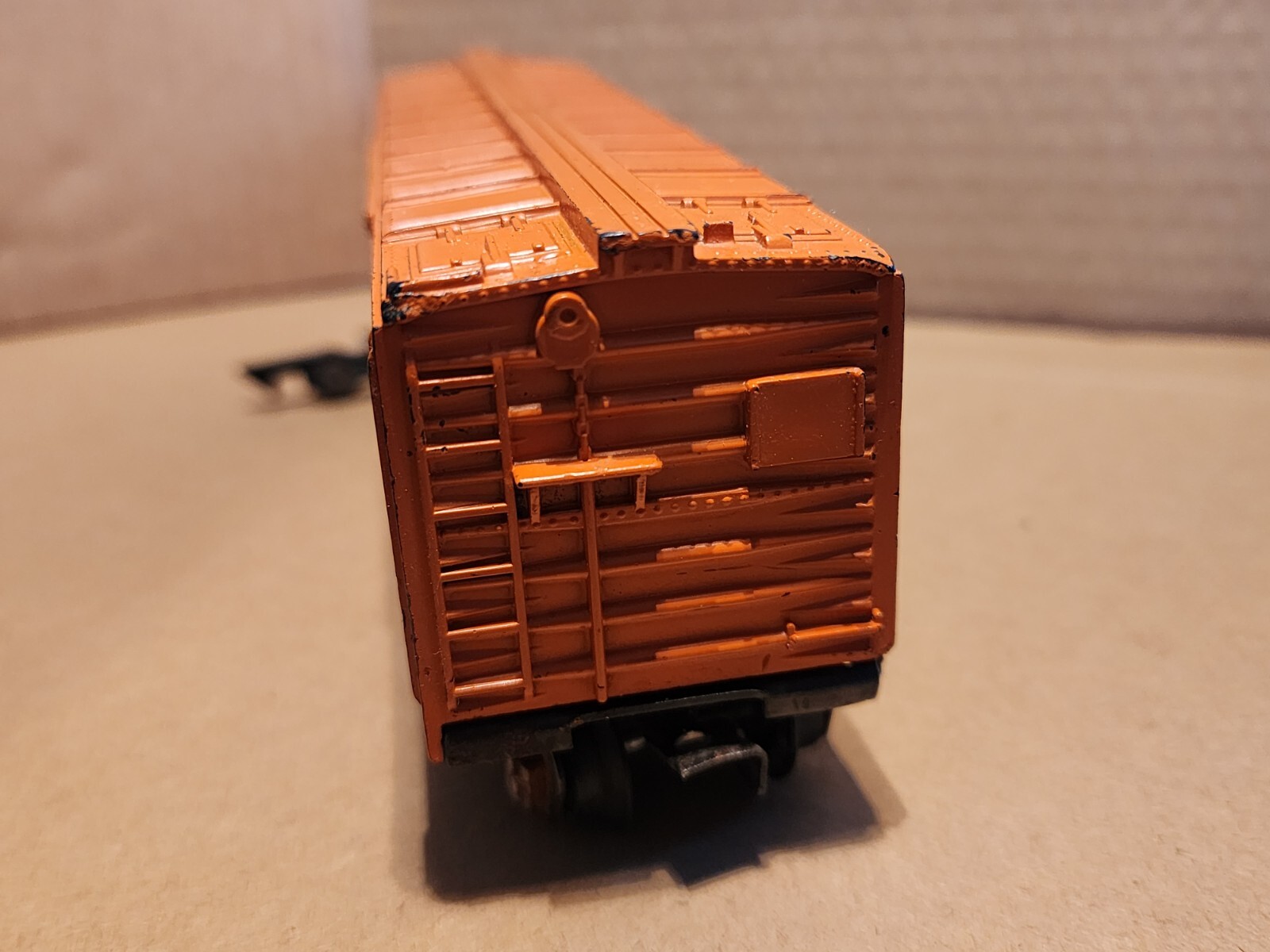 AMERICAN FLYER IC 630 Reefer Boxcar and Grey 640 Hopper-Very Good Condition jw