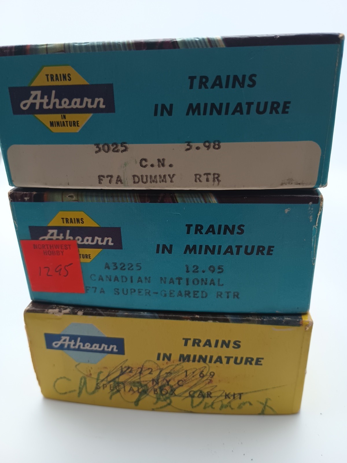 ATHEARN HO (3) Canadian National F7A-A-B DIESEL LOCOMOTIVE SET 1 Powered