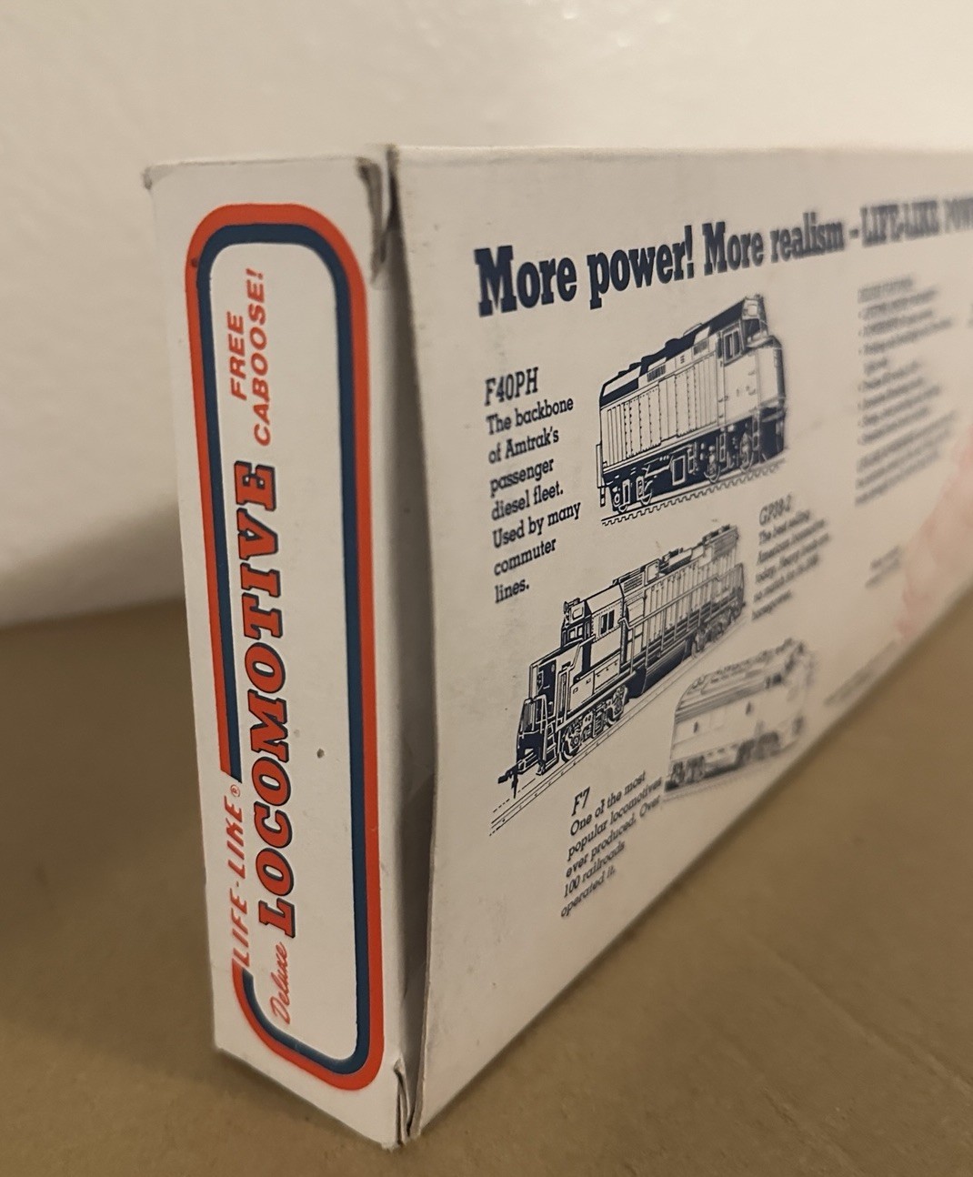 Deluxe Locomotive F-7 Loco Caboose Southern 8674 Life-Like Original Box