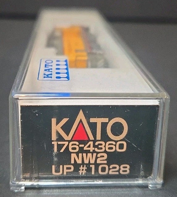 Kato 176-4360 NW2 Union Pacific Locomotive 1028 N Scale See Details! US Seller