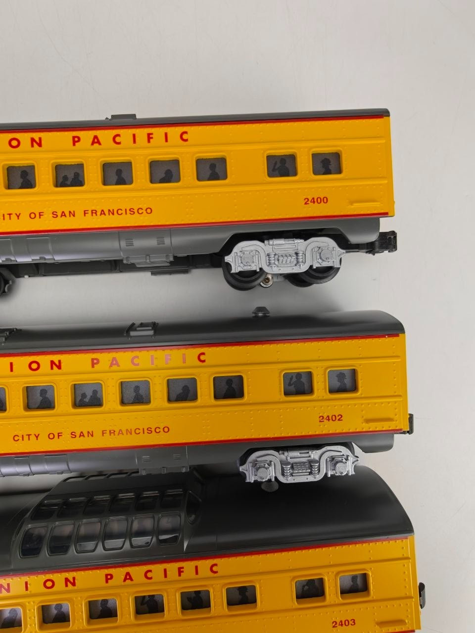 Williams Passenger Cars Union Pacific O Gauge 4-Car Set Box Lights