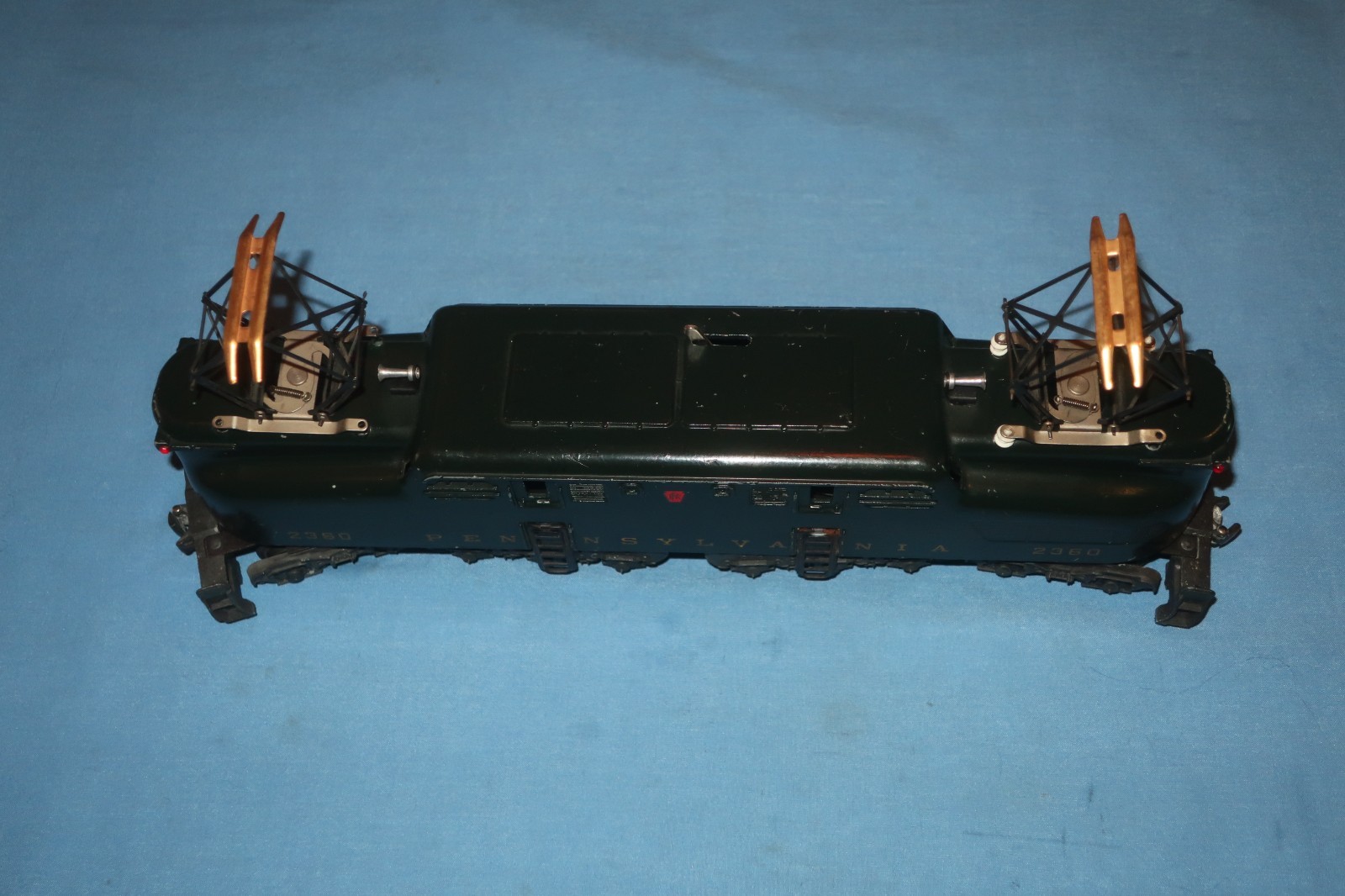 Lionel #2360 Pennsylvania PRR GG1 Locomotive. Runs well