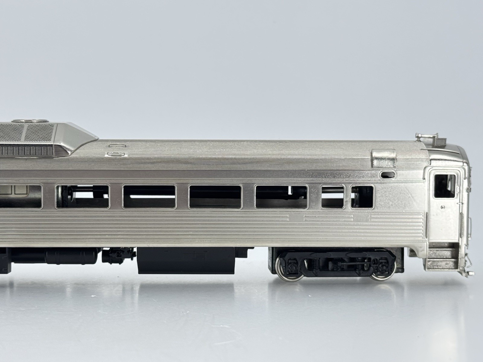 HO Hallmark Models WP Western Pacific/ Northern Pacific NP RDC-2 Locomotive